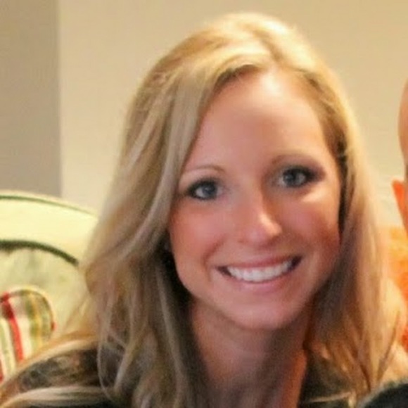 Meet your Posher, Natalie - Picture 1 of 1